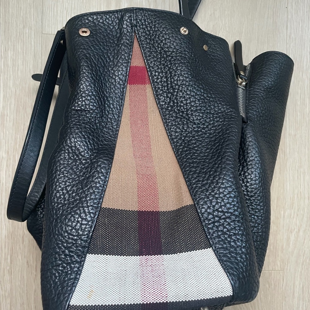 Black Leather Burrbery Tote Bag - Picture 4 of 9